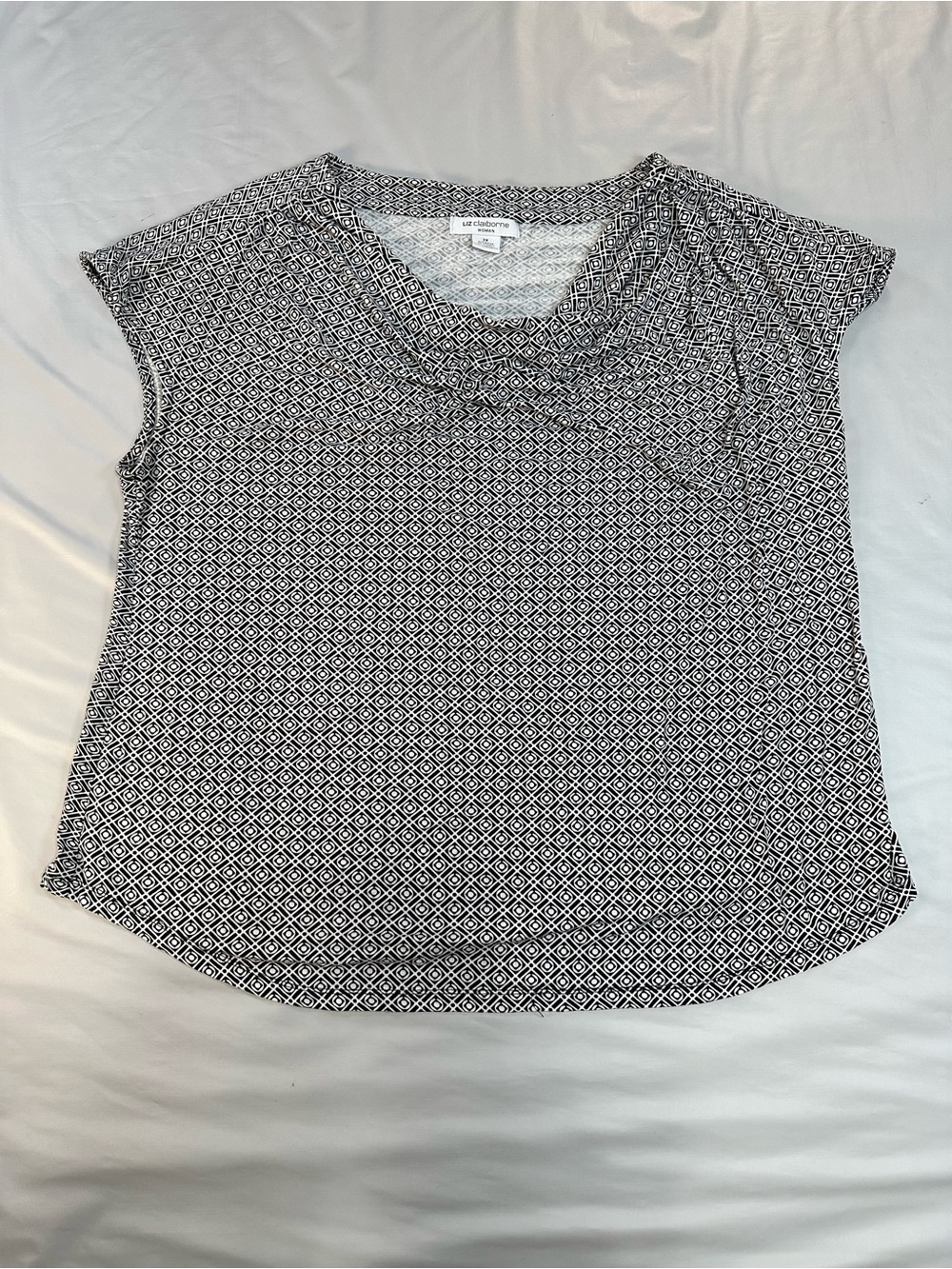 Liz Claiborne Black & White Geometric Cap-Sleeve Blouse